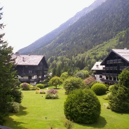 Champraz 1- Jardin Апартаменти *